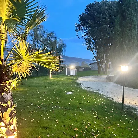 Vila Con Piscina Assisi