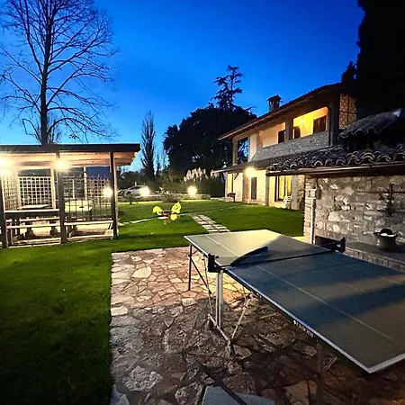 Con Piscina Вилла